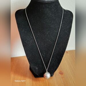 Tres belle chaîne avec pendentif en argent massif sterling 925 20"